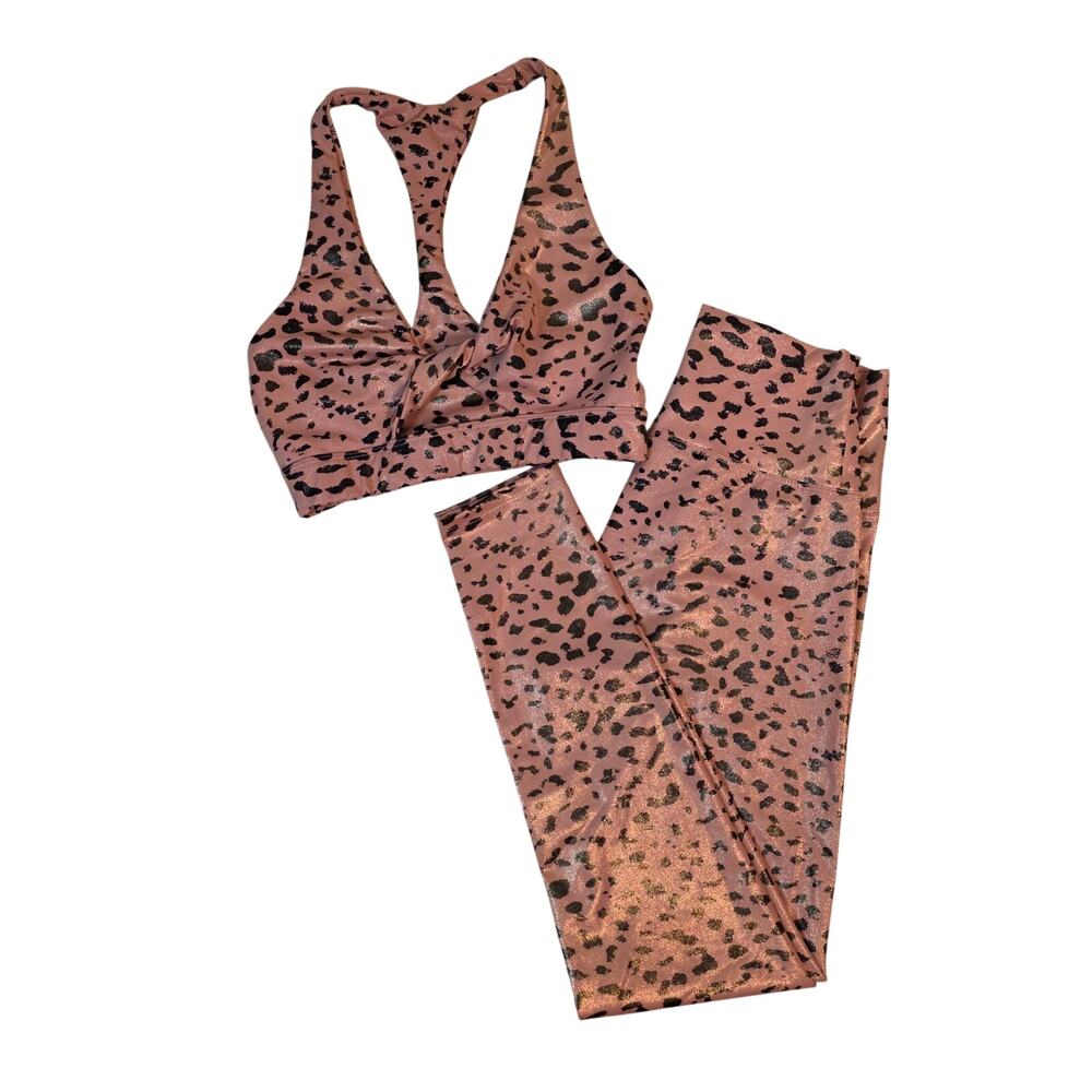 Beach Riot Leopard Workout Set Womens M Sports Bra Leggings Metallic